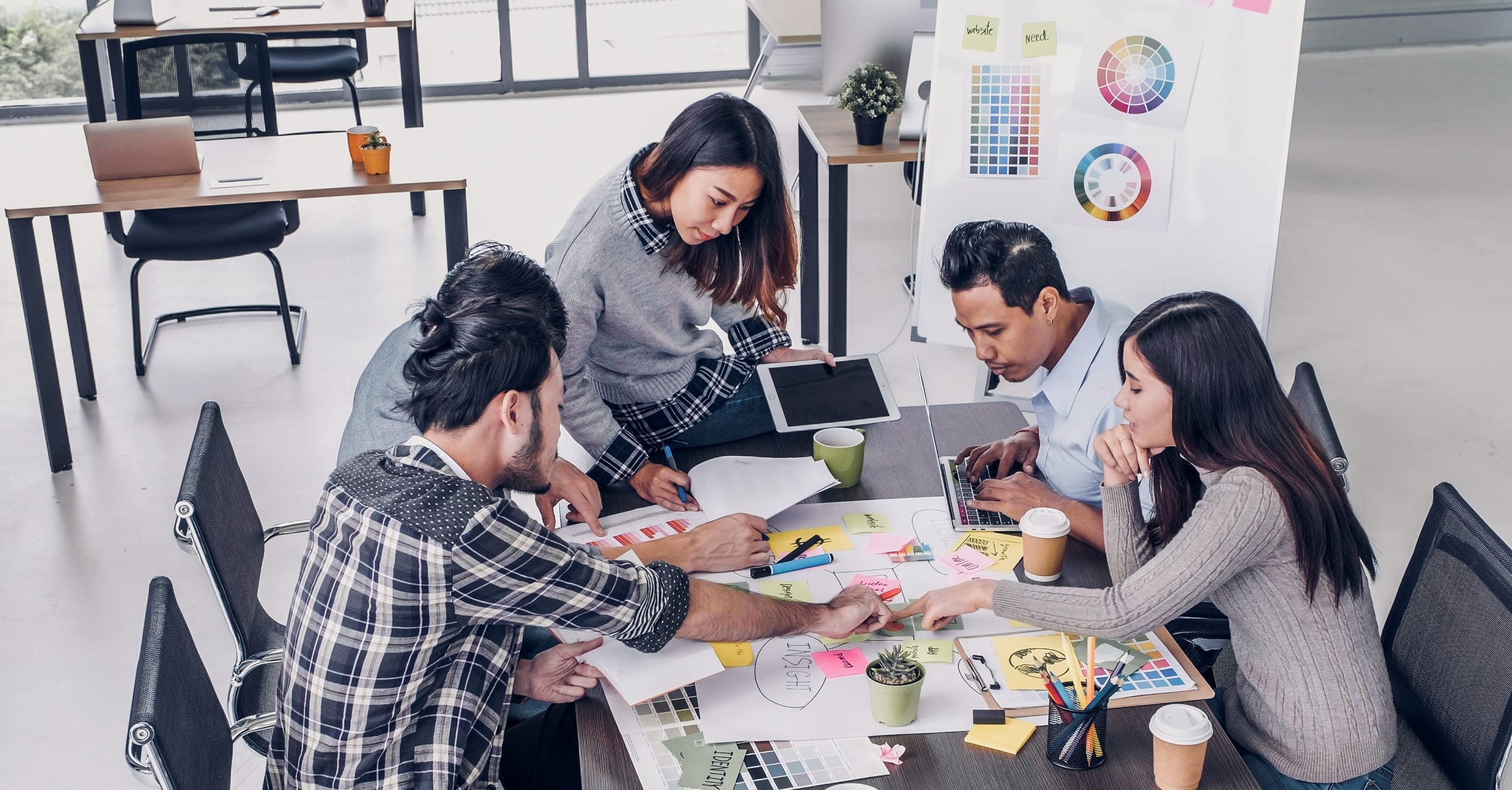 Crafting a Distinctive Brand Identity for Your Ecommerce Venture - ecommerce guide from Tech Revenue Brief